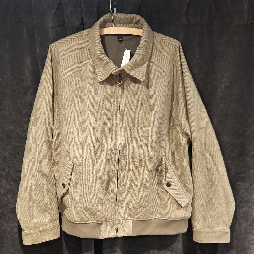 Men's Tan Jacket